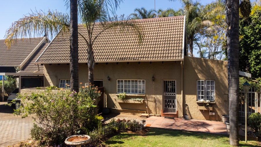 3 Bedroom Property for Sale in Monument Park Gauteng