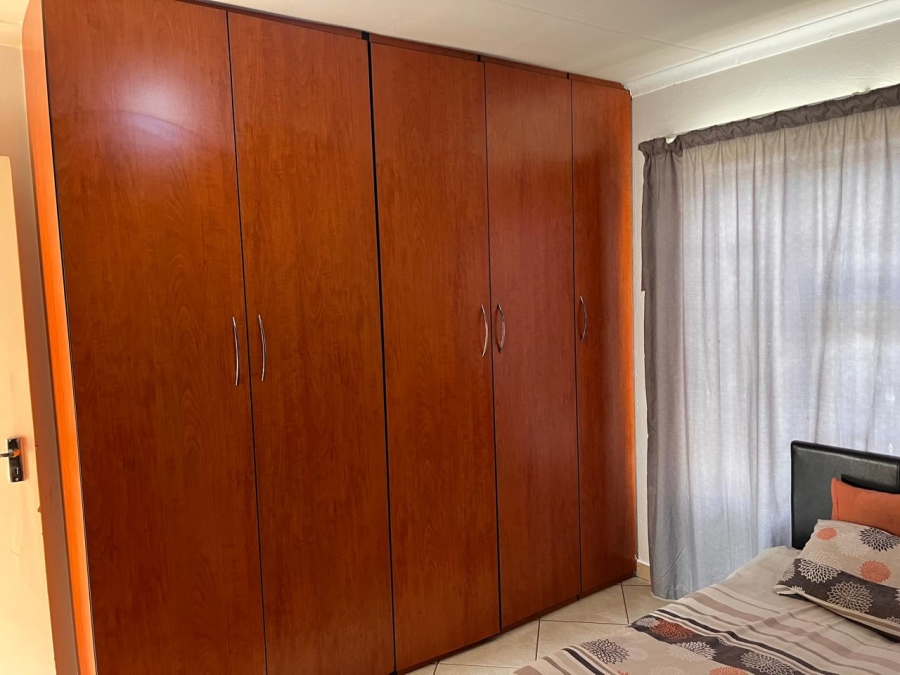 To Let 2 Bedroom Property for Rent in Allandale Gauteng