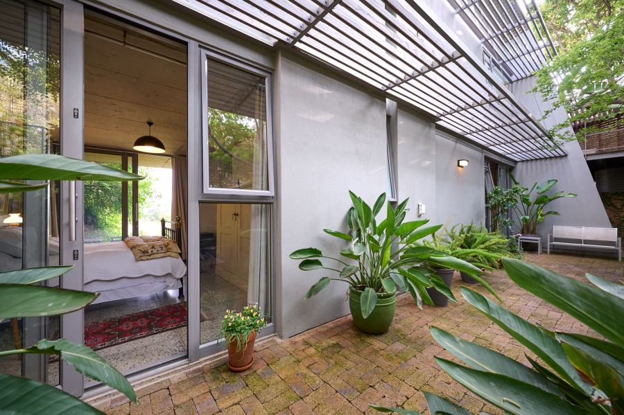 3 Bedroom Property for Sale in Waterfall Country Village Gauteng