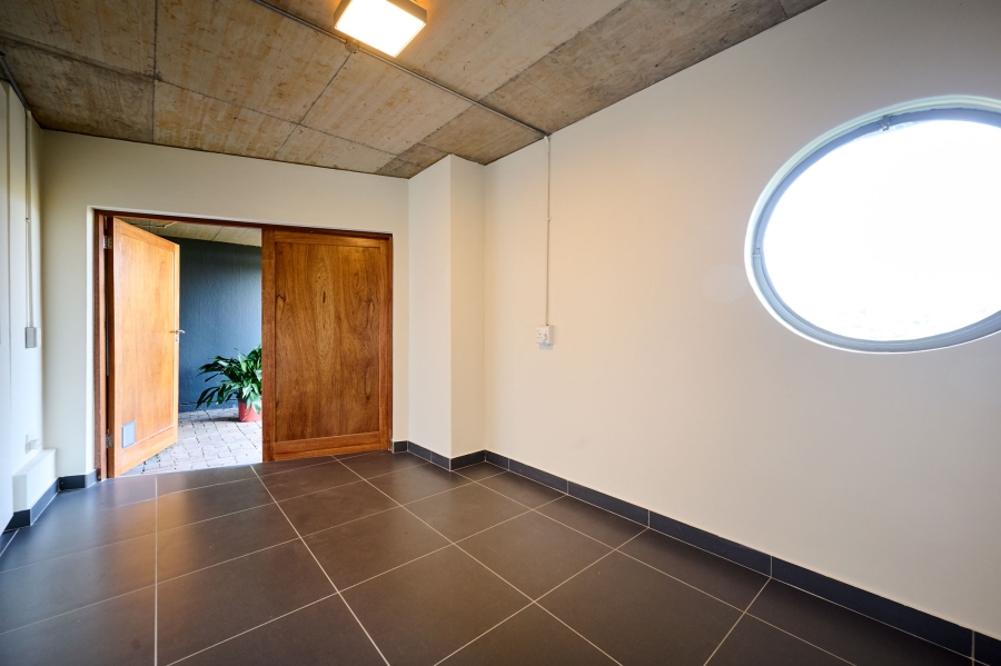 3 Bedroom Property for Sale in Waterfall Country Village Gauteng