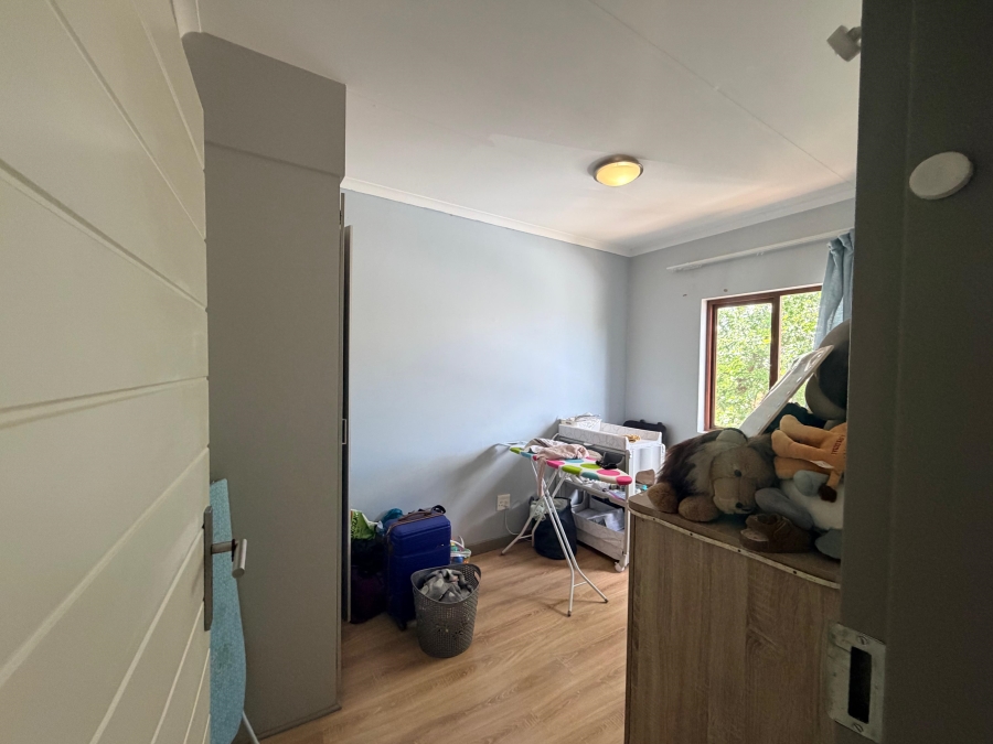2 Bedroom Property for Sale in Blue Hills Gauteng