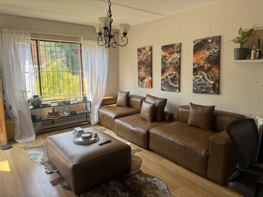 To Let 1 Bedroom Property for Rent in Eltonhill Gauteng