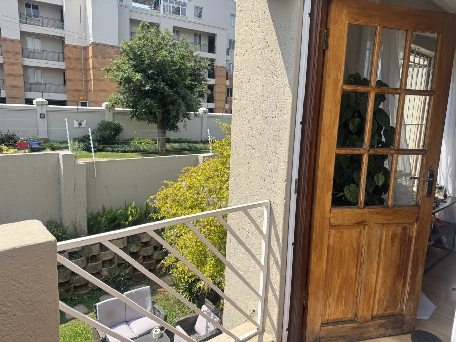 To Let 1 Bedroom Property for Rent in Eltonhill Gauteng