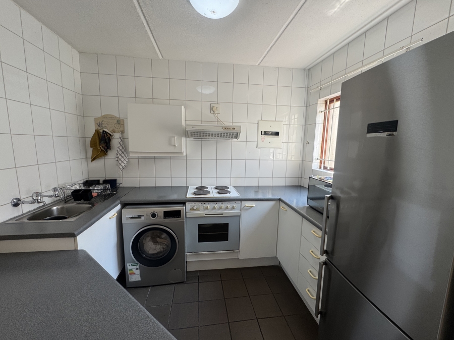 To Let 1 Bedroom Property for Rent in Eltonhill Gauteng