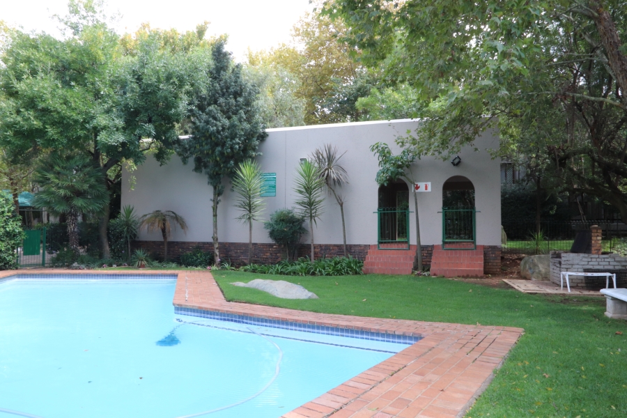 To Let 1 Bedroom Property for Rent in Eltonhill Gauteng