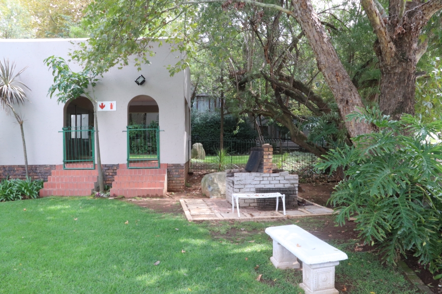 To Let 1 Bedroom Property for Rent in Eltonhill Gauteng