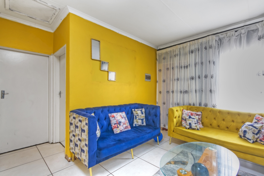 2 Bedroom Property for Sale in Bram Fischerville Gauteng
