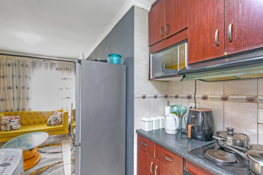 2 Bedroom Property for Sale in Bram Fischerville Gauteng