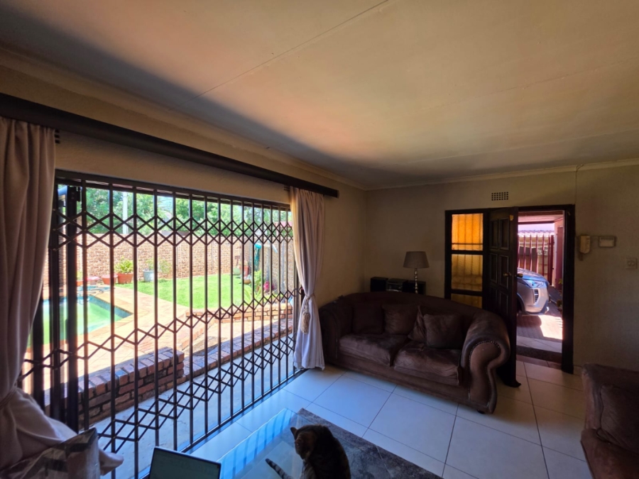 3 Bedroom Property for Sale in Klopperpark Gauteng