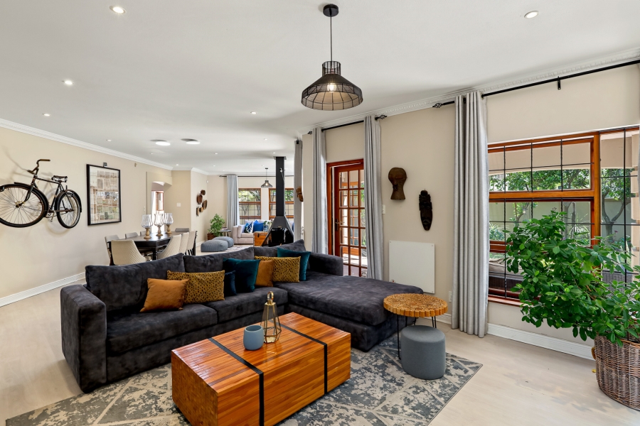 3 Bedroom Property for Sale in Bryanston Gauteng