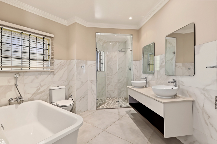 3 Bedroom Property for Sale in Bryanston Gauteng