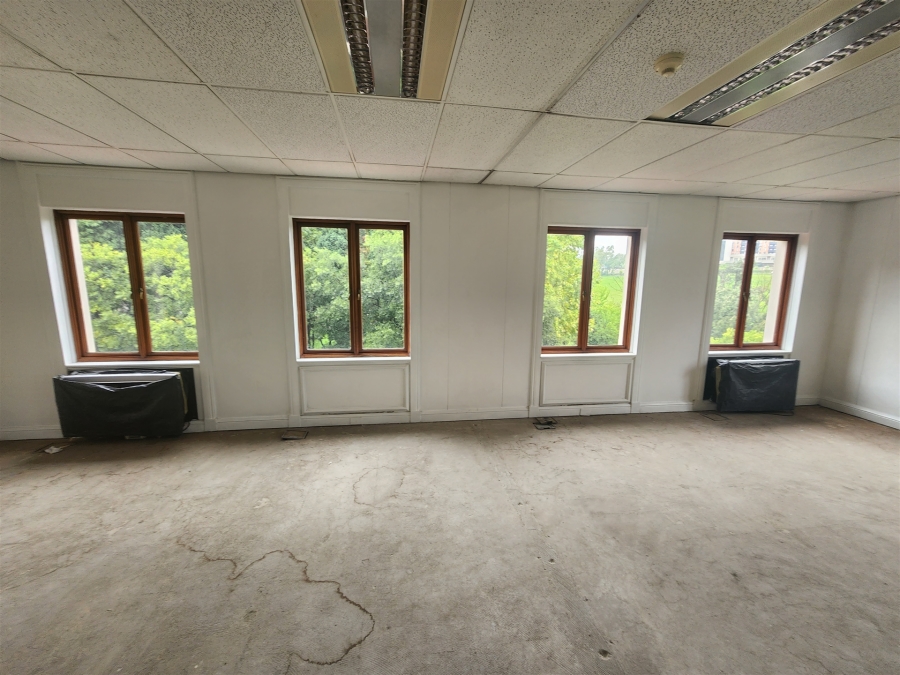 To Let Commercial Property for Rent in Strathavon Gauteng