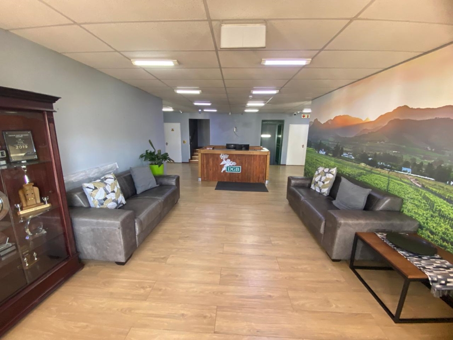 To Let Commercial Property for Rent in Randjespark Gauteng
