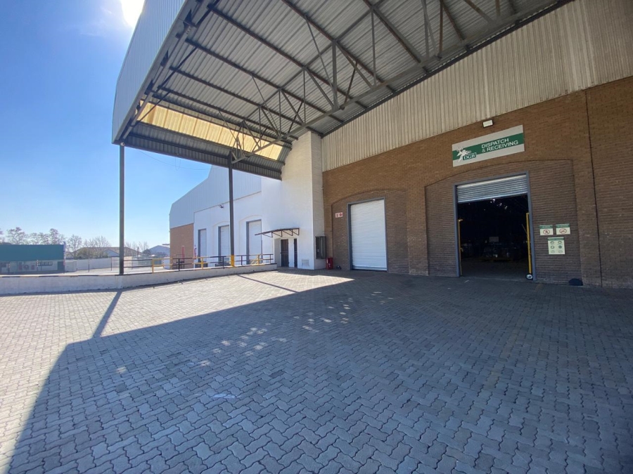 To Let Commercial Property for Rent in Randjespark Gauteng
