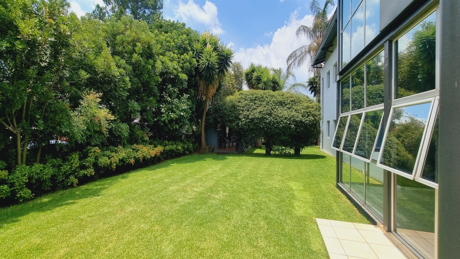 To Let Commercial Property for Rent in Lyme Park Gauteng