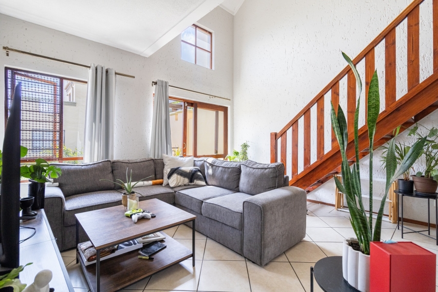 1 Bedroom Property for Sale in Lonehill Gauteng