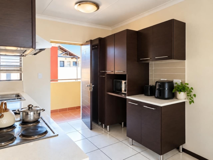 2 Bedroom Property for Sale in Noordwyk Gauteng
