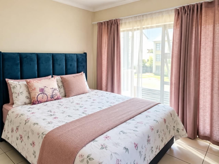 2 Bedroom Property for Sale in Noordwyk Gauteng