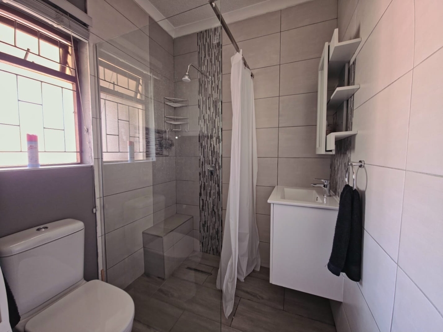 To Let 0 Bedroom Property for Rent in Lonehill Gauteng