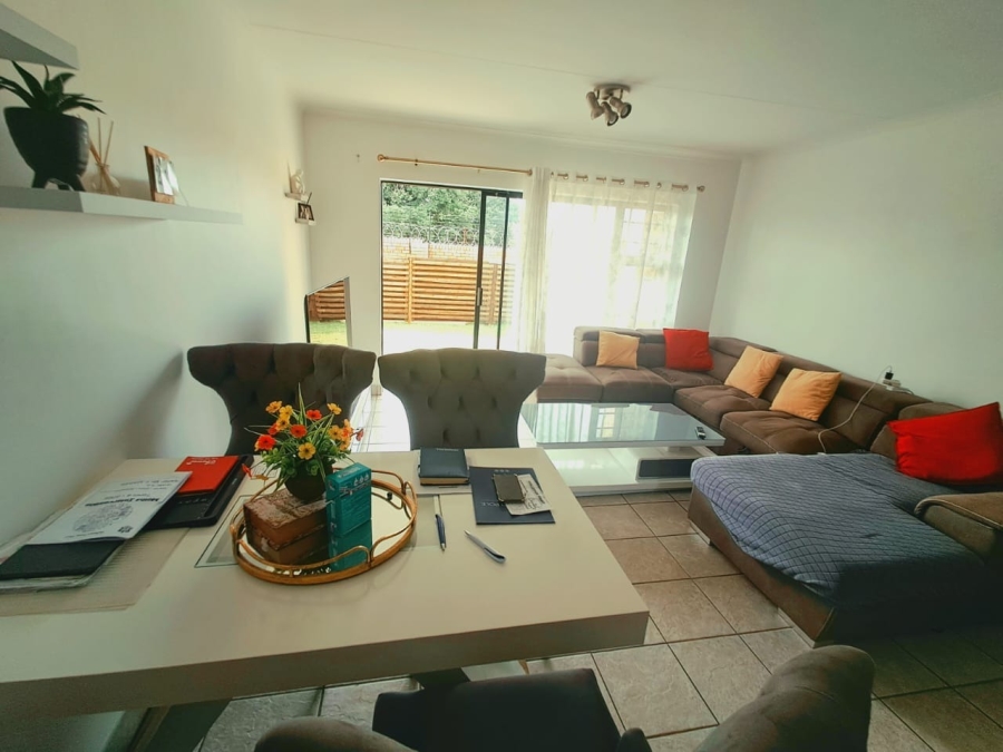 4 Bedroom Property for Sale in Monavoni Gauteng