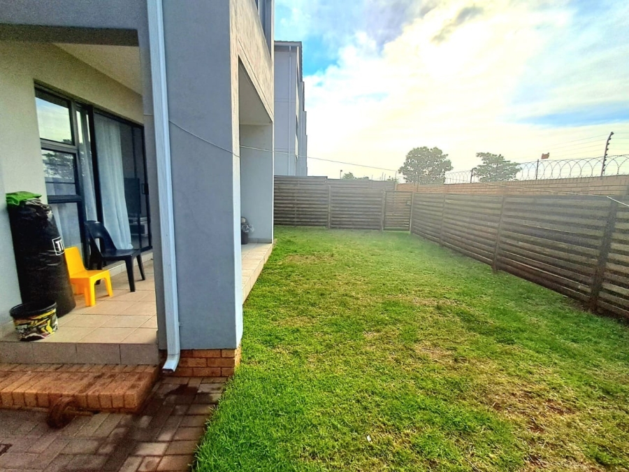 4 Bedroom Property for Sale in Monavoni Gauteng