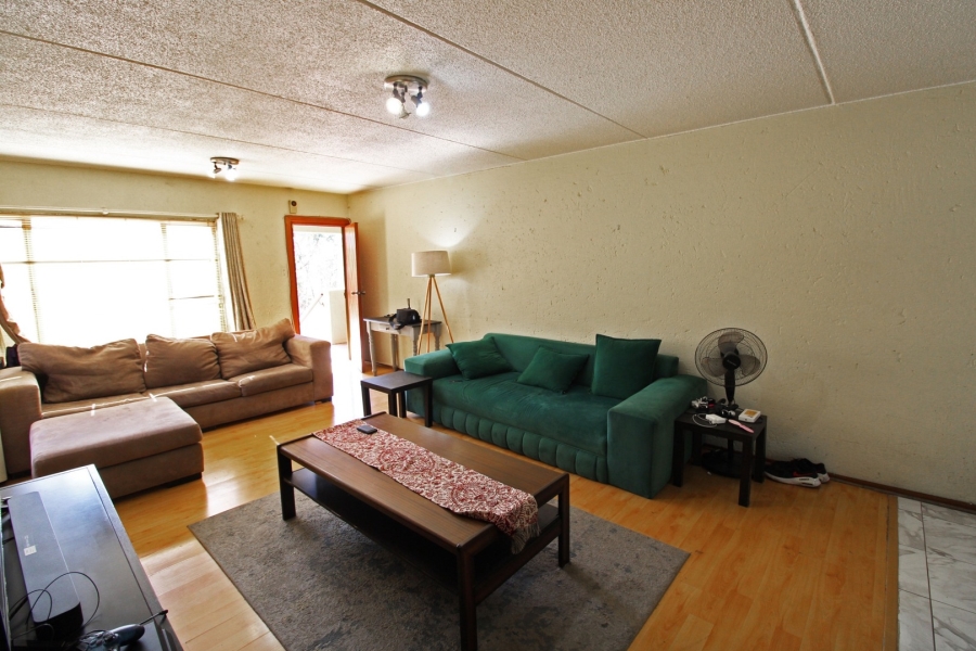 2 Bedroom Property for Sale in Bryanston Gauteng