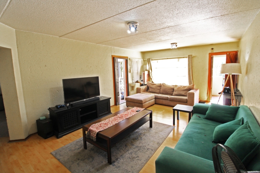 2 Bedroom Property for Sale in Bryanston Gauteng