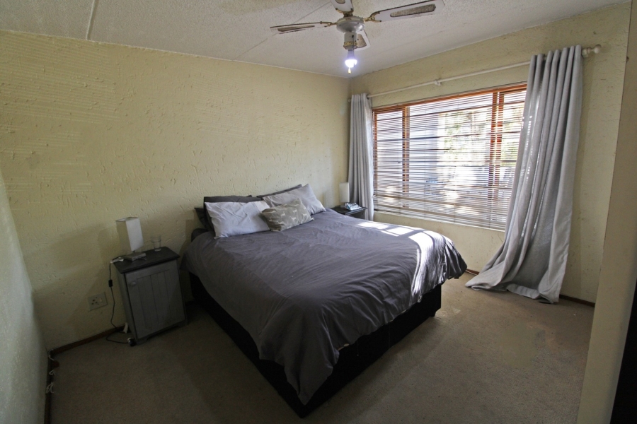 2 Bedroom Property for Sale in Bryanston Gauteng