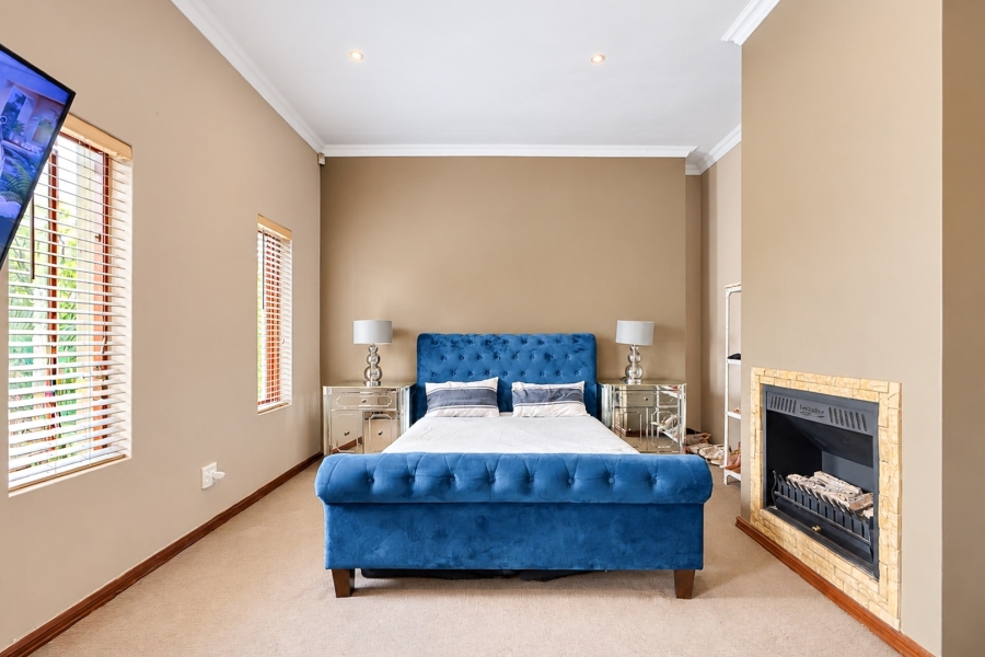 4 Bedroom Property for Sale in Broadacres Gauteng