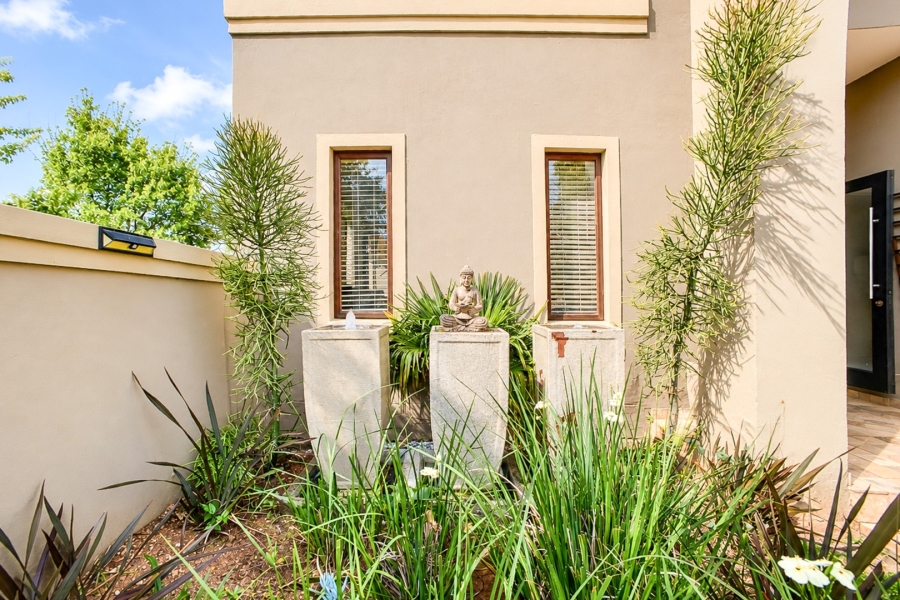 4 Bedroom Property for Sale in Broadacres Gauteng