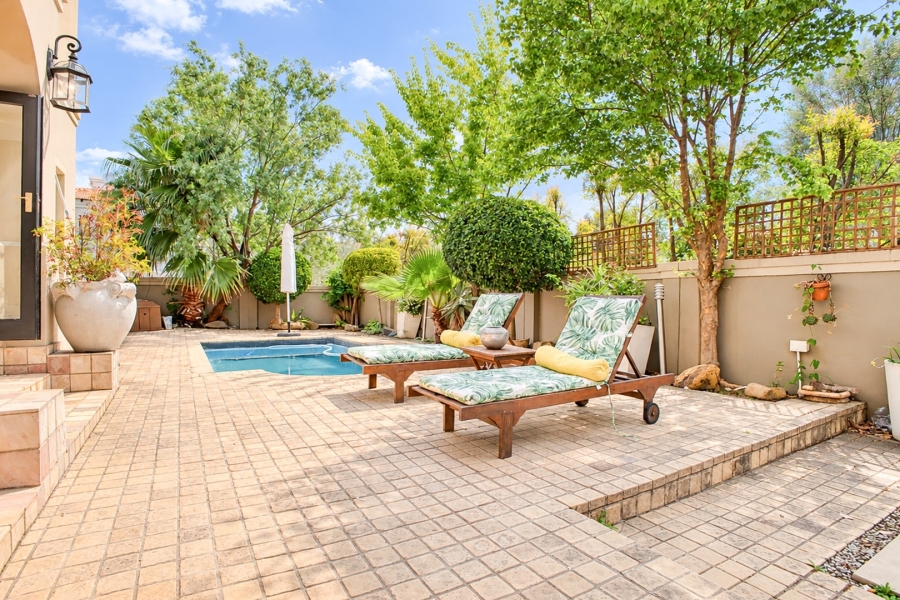 4 Bedroom Property for Sale in Broadacres Gauteng