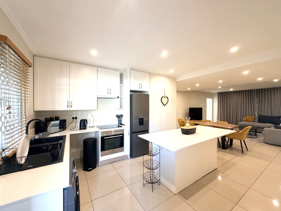 2 Bedroom Property for Sale in Morningside Gauteng