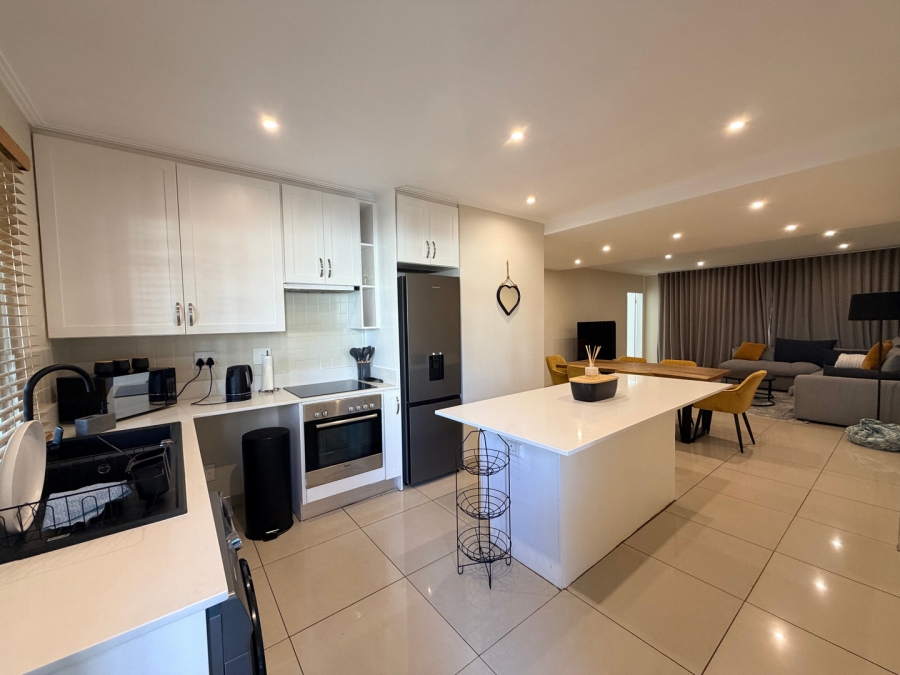 2 Bedroom Property for Sale in Morningside Gauteng