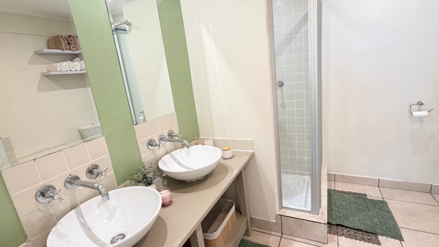 2 Bedroom Property for Sale in Morningside Gauteng