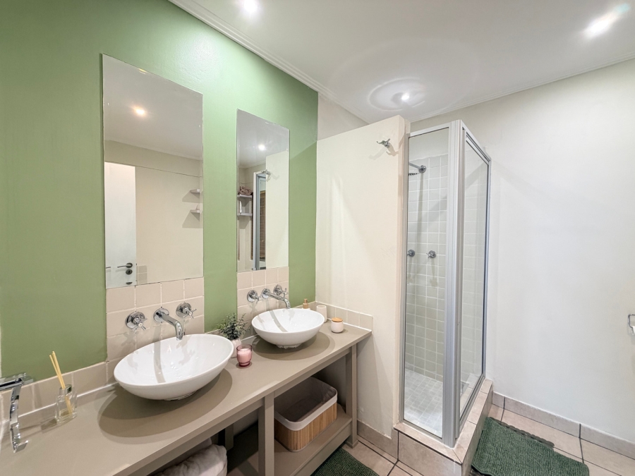 2 Bedroom Property for Sale in Morningside Gauteng