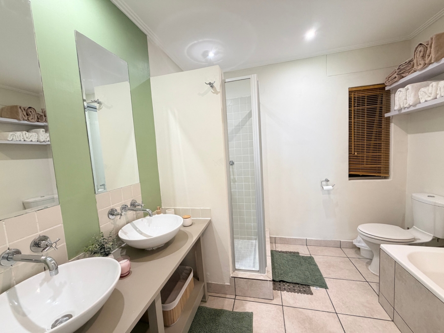 2 Bedroom Property for Sale in Morningside Gauteng