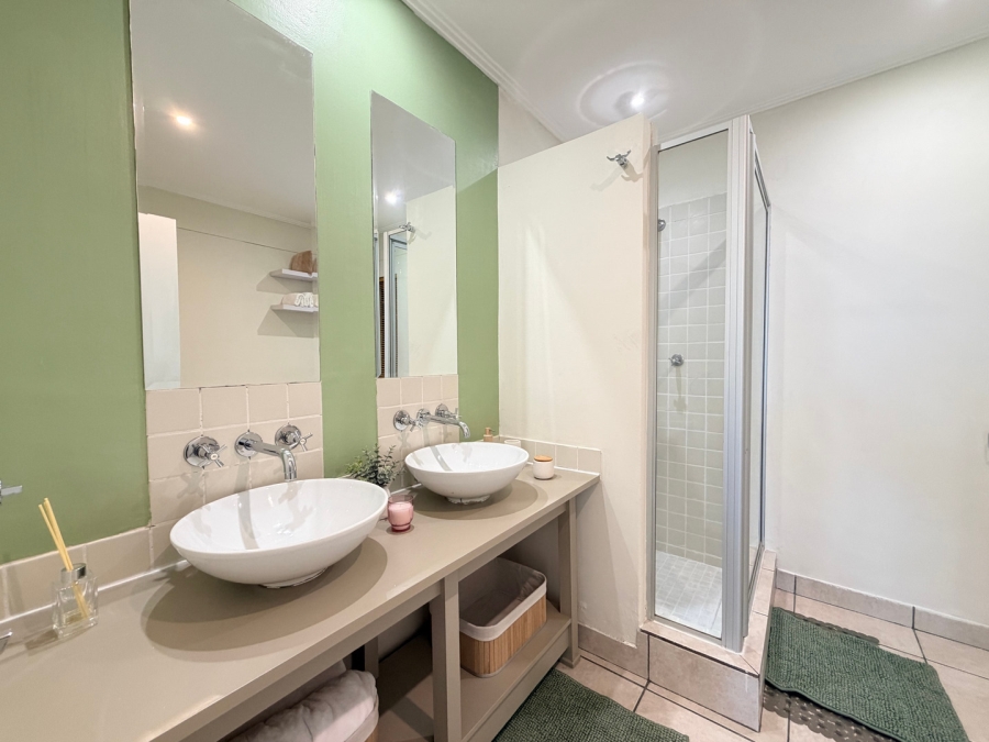 2 Bedroom Property for Sale in Morningside Gauteng