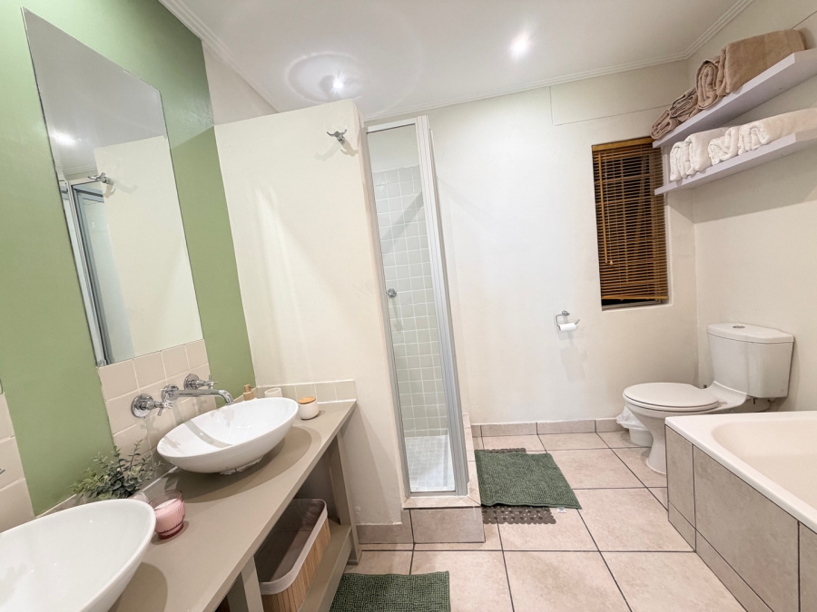 2 Bedroom Property for Sale in Morningside Gauteng