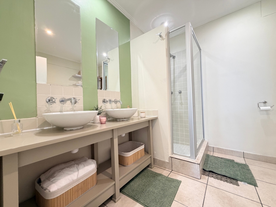 2 Bedroom Property for Sale in Morningside Gauteng
