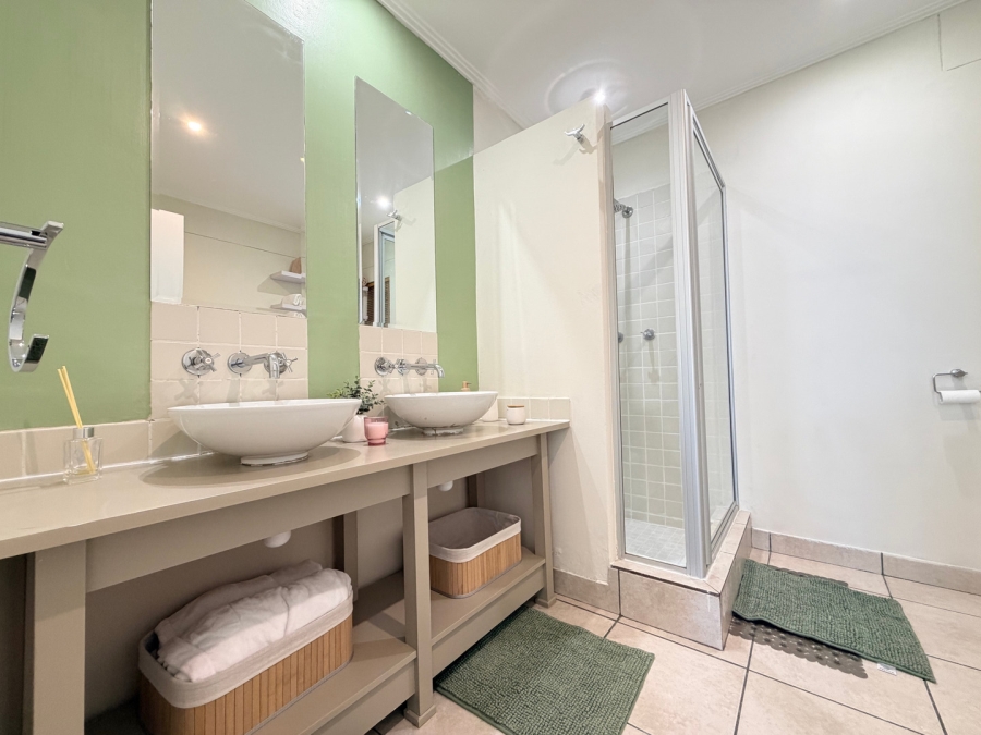 2 Bedroom Property for Sale in Morningside Gauteng