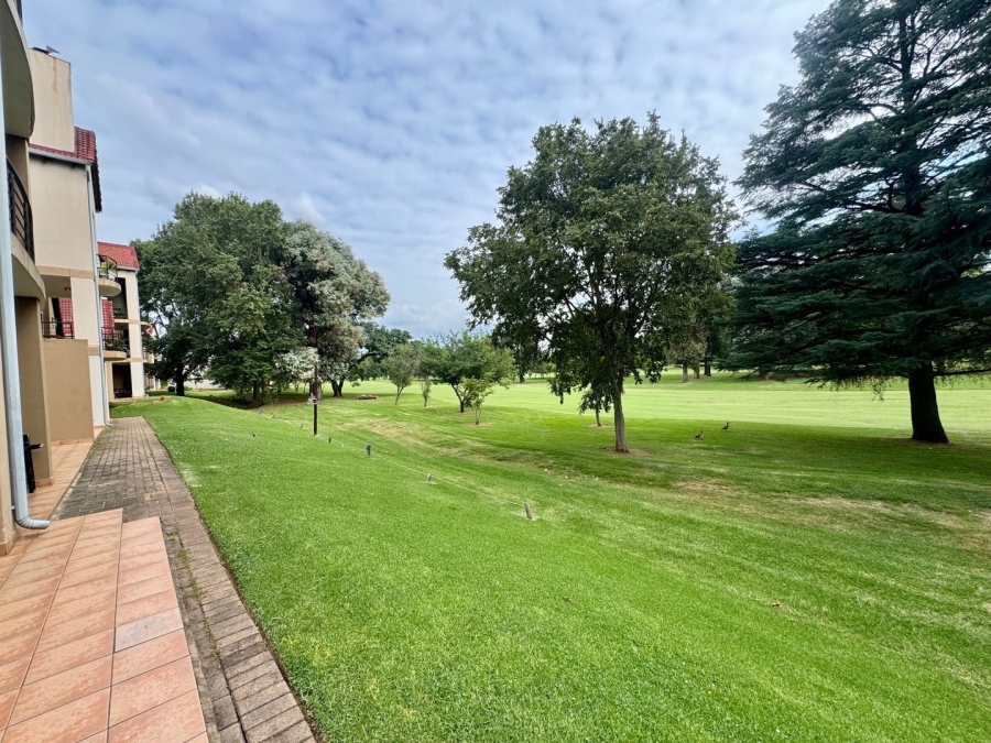 To Let 1 Bedroom Property for Rent in Zwartkop Golf Estate Gauteng