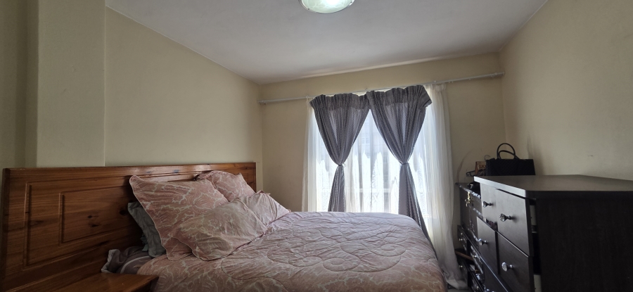 2 Bedroom Property for Sale in Die Wilgers Gauteng