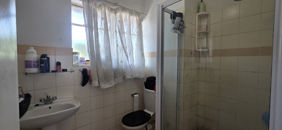 2 Bedroom Property for Sale in Die Wilgers Gauteng