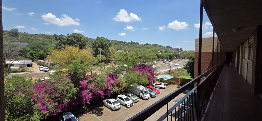 2 Bedroom Property for Sale in Die Wilgers Gauteng