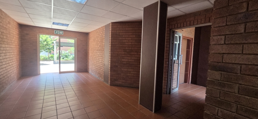 2 Bedroom Property for Sale in Die Wilgers Gauteng