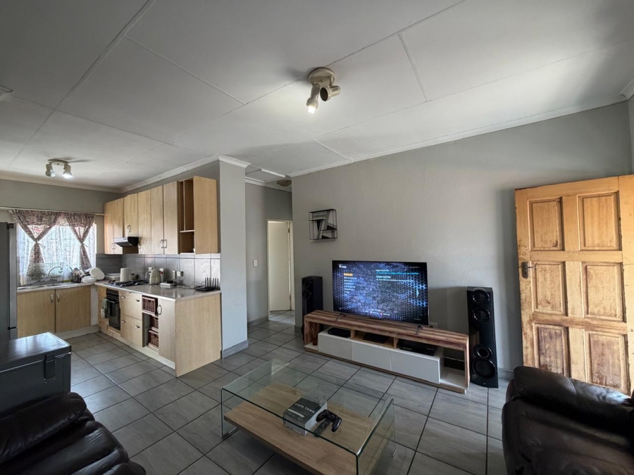 2 Bedroom Property for Sale in Noordwyk Gauteng