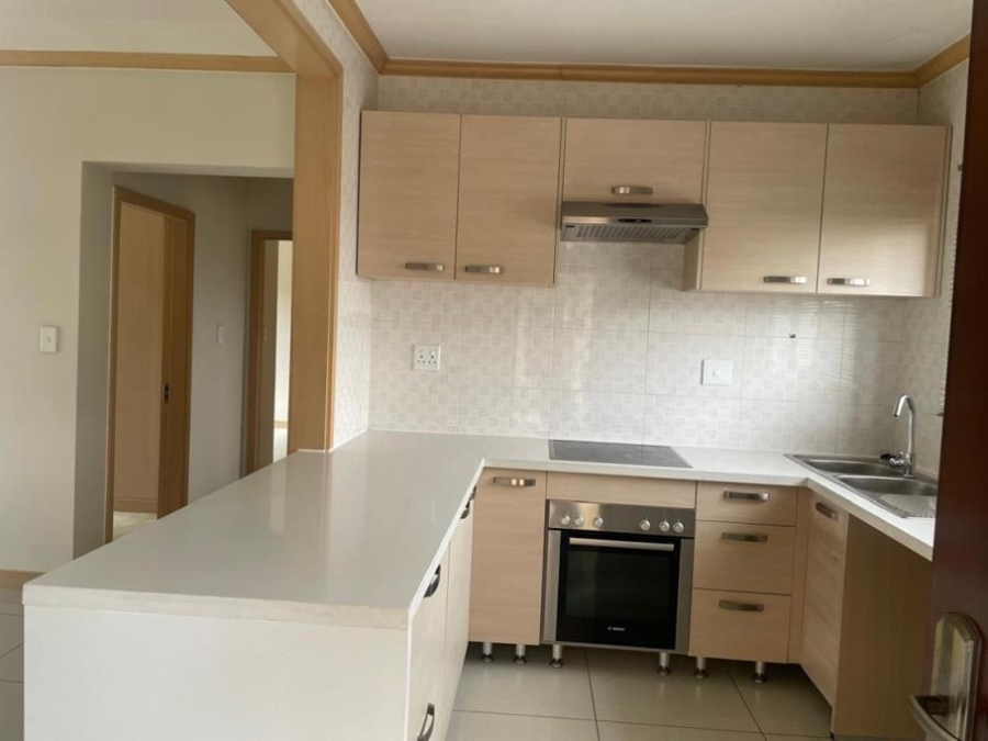 To Let 2 Bedroom Property for Rent in Broadacres Gauteng