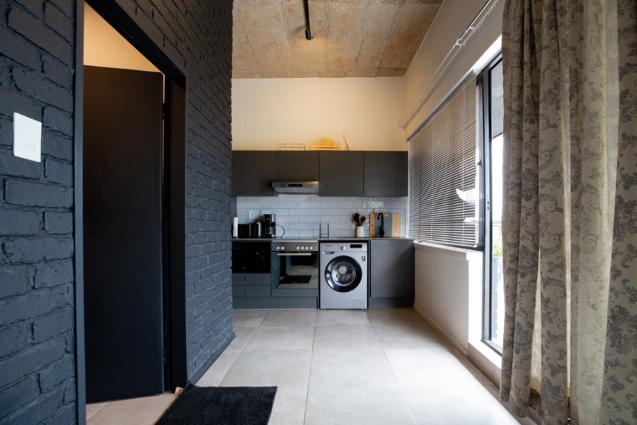 1 Bedroom Property for Sale in Sandown Gauteng