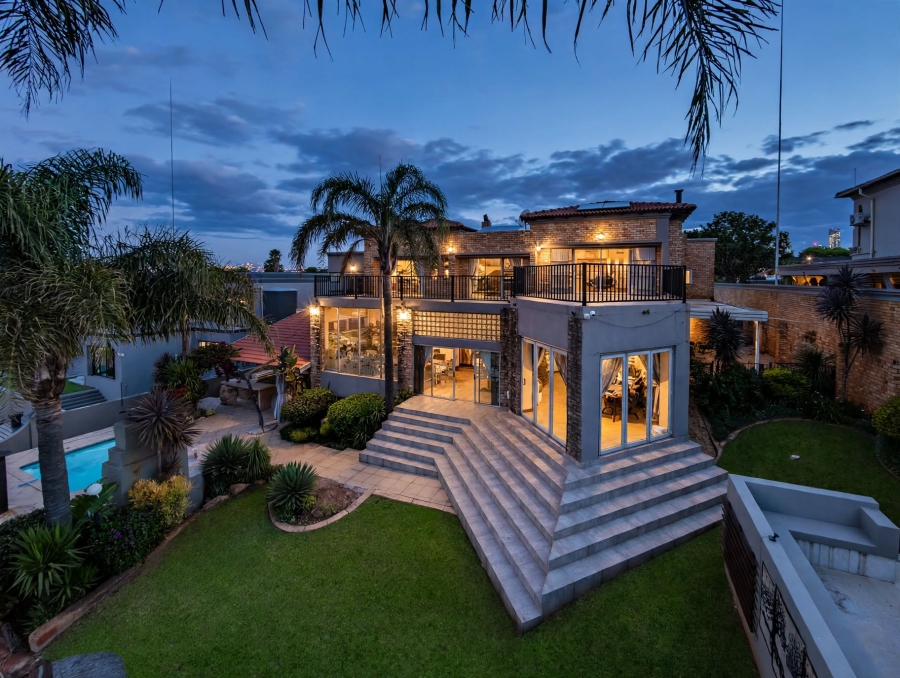5 Bedroom Property for Sale in Poortview Gauteng