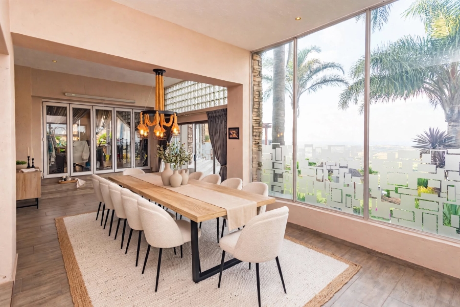 5 Bedroom Property for Sale in Poortview Gauteng